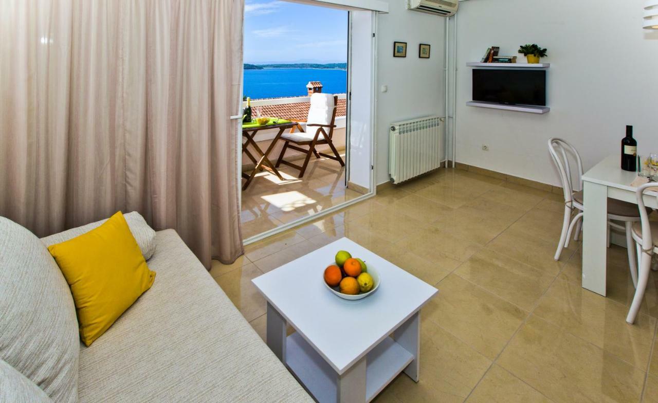 Apartments Tatjana Dominis هفار المظهر الخارجي الصورة