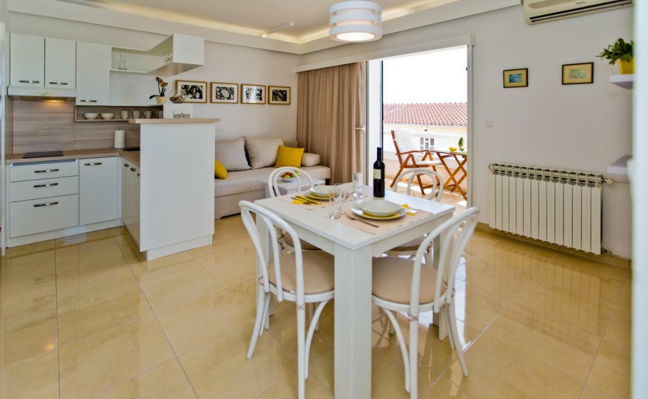 Apartments Tatjana Dominis هفار المظهر الخارجي الصورة
