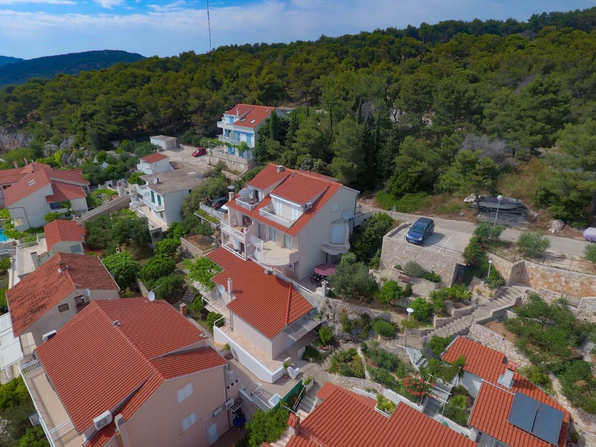 Apartments Tatjana Dominis هفار المظهر الخارجي الصورة