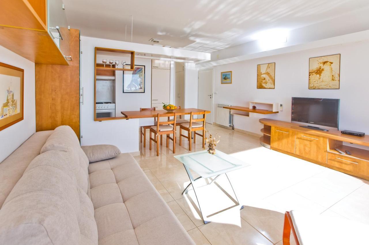 Apartments Tatjana Dominis هفار المظهر الخارجي الصورة